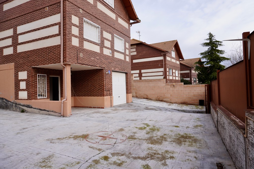 Chalet Independiente en venta en Torrecastillo, Seseña