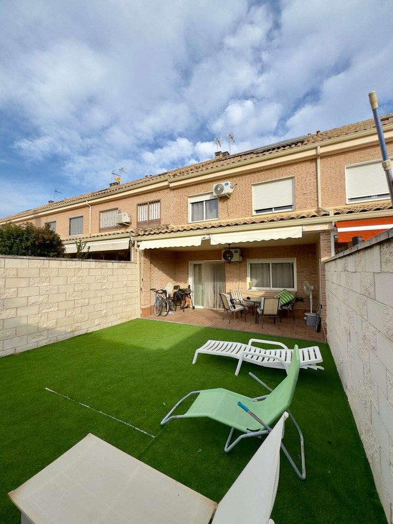 Casa_chalet en venta, en Seseña, 4 habitaciones, 220 m2